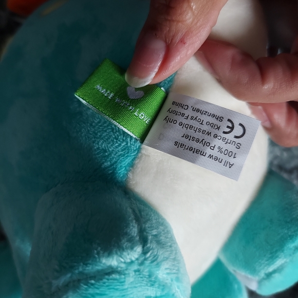 Vachichi Dinosaur Plush - Picture 6 of 6